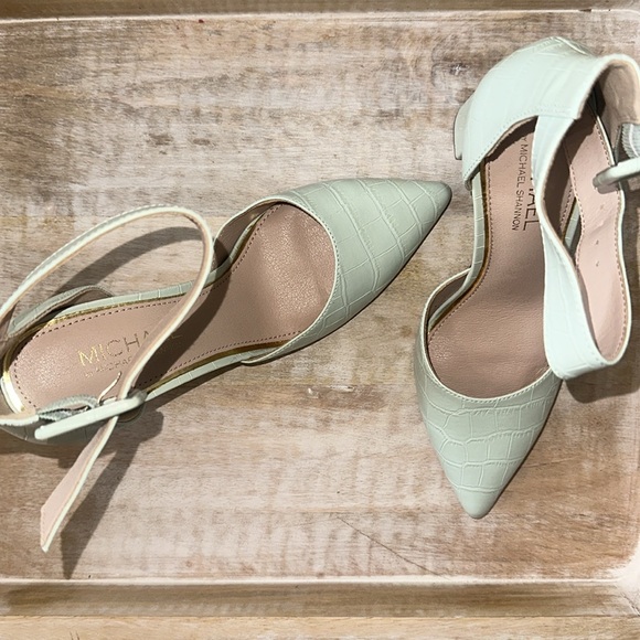 ROMINA Heels - Picture 3 of 7